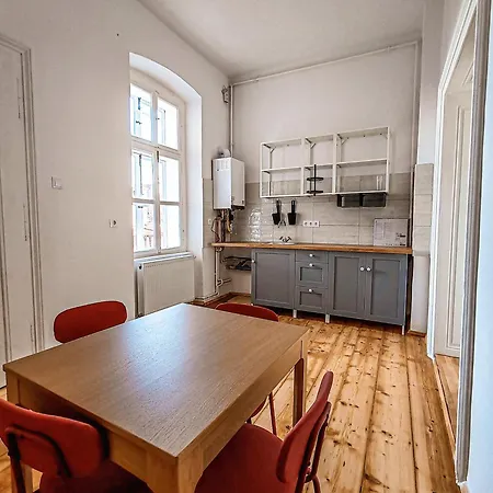 Apartment Favst Old Square *